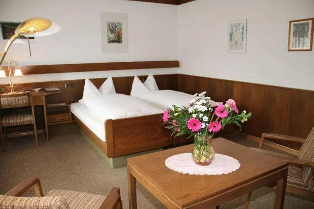 Hotel Markgraf Garni 3*